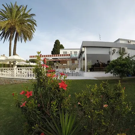 罗萨莱斯度假酒店 酒店 2*