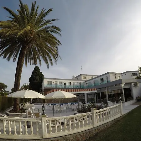 罗萨莱斯度假酒店 酒店 2*