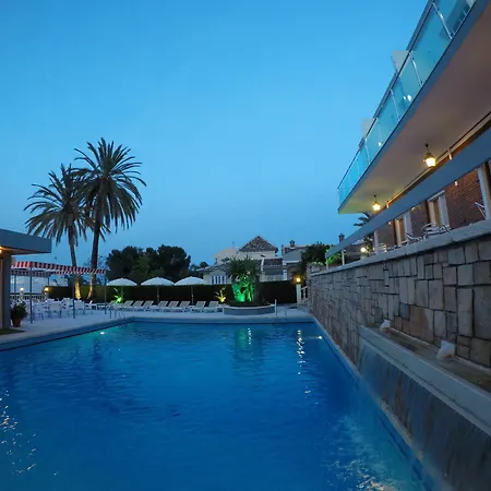 罗萨莱斯度假酒店 酒店