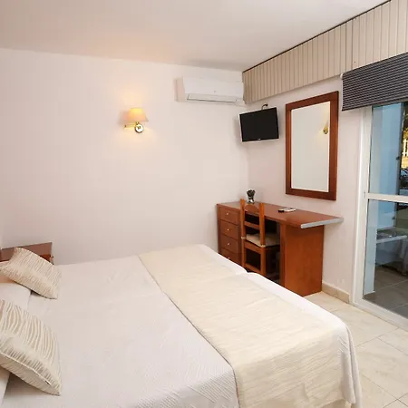 酒店 罗萨莱斯度假酒店