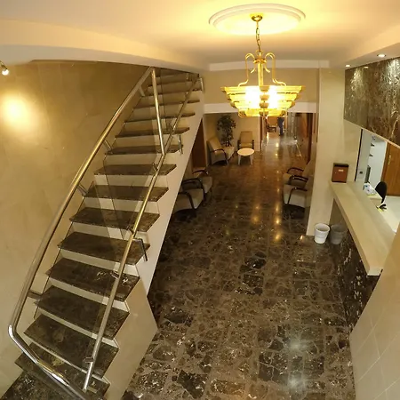 罗萨莱斯度假酒店 2*